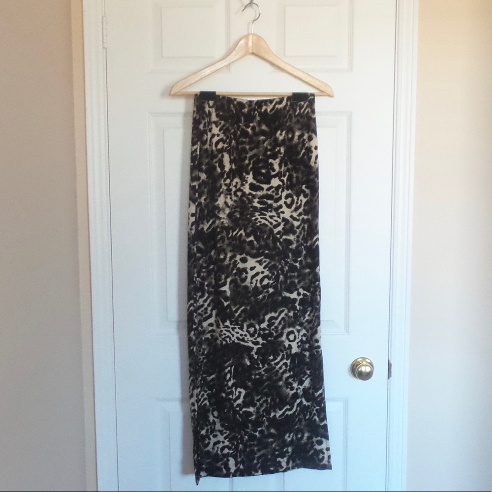 🐆 Leopard Print Maxi Skirt with Slits
